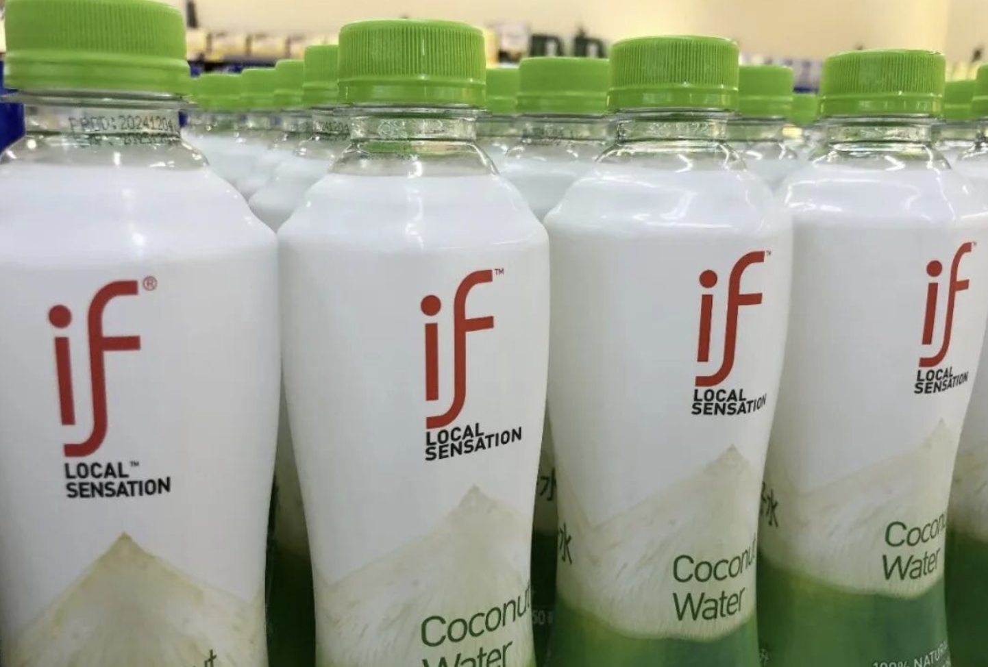 顶流饮品陷入集体造假风波，这届中产被“100%纯天然”背刺？