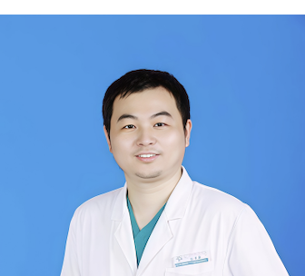 段传皓：为患者开出精简良方的中医