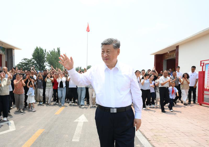 “七一”前夕，习近平为何考察一个村级党组织