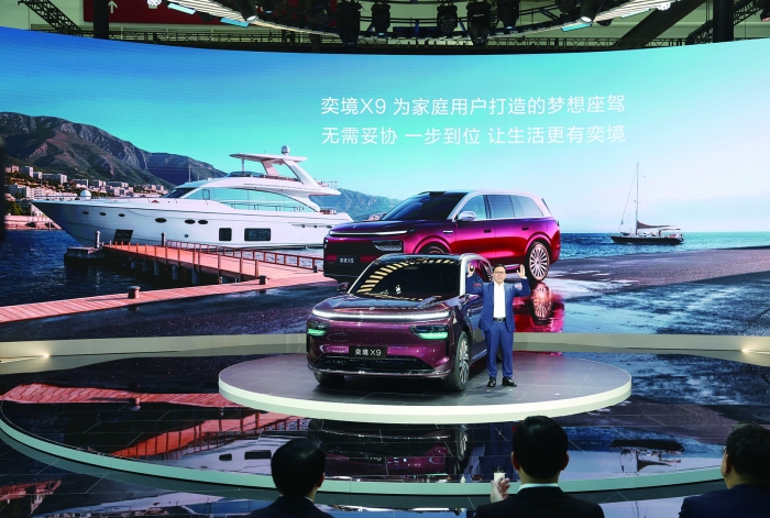 自动驾驶竞争进入关键阶段，技术与商业化成“胜负手”