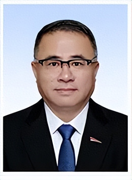 张小帆履新中国一汽党委常委、副总经理